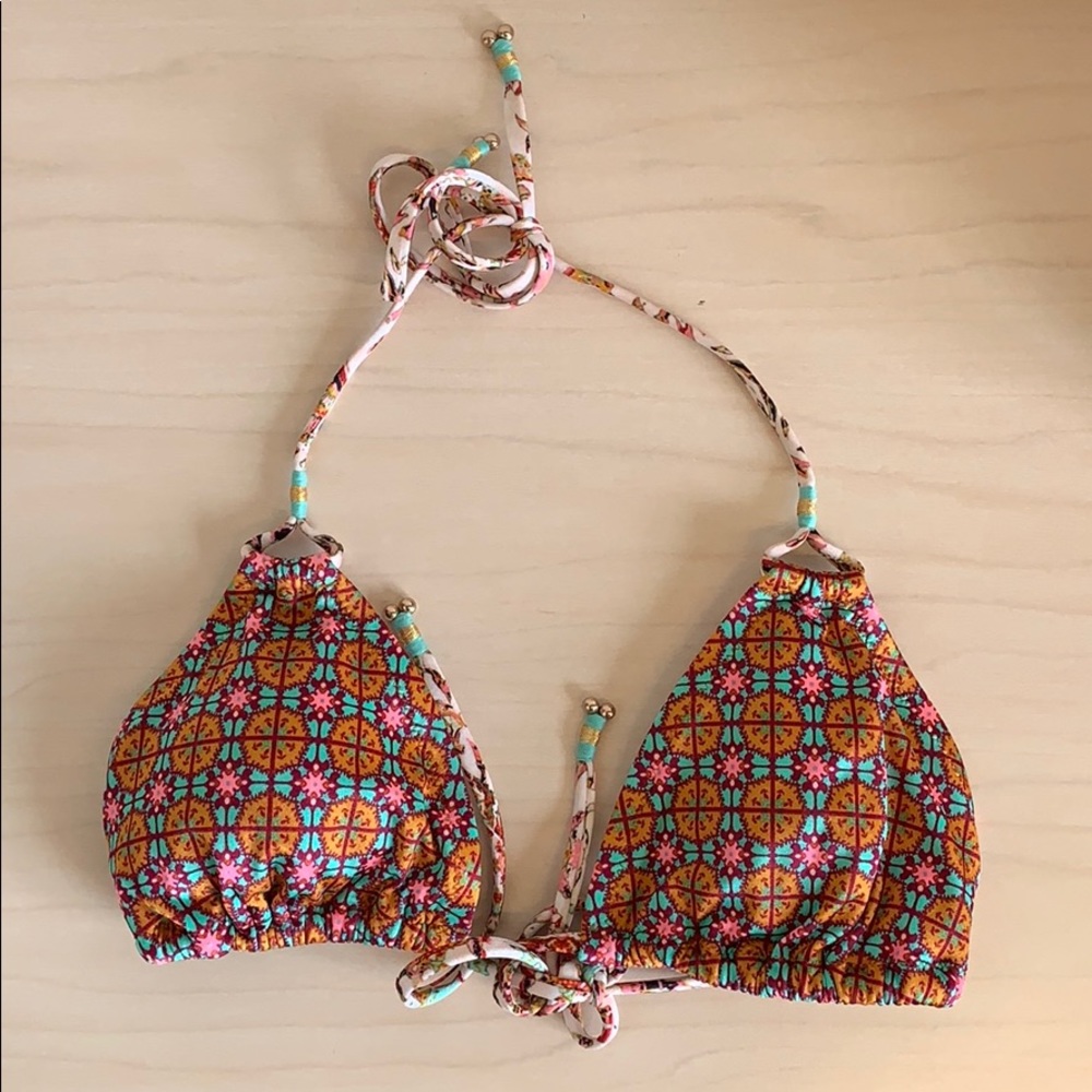 Victoria’s Secret triangle bikini top, Size L